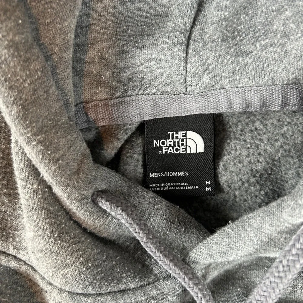 The North Face Hoodie Mens Medium Gray Grizzly Bear Graphic Pullover Sweatshirt
